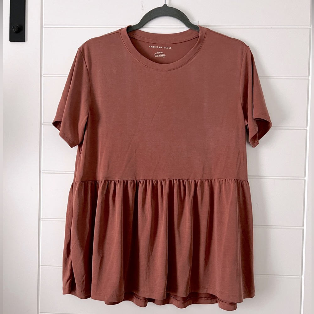 NWT American Eagle shirt. Size Medium